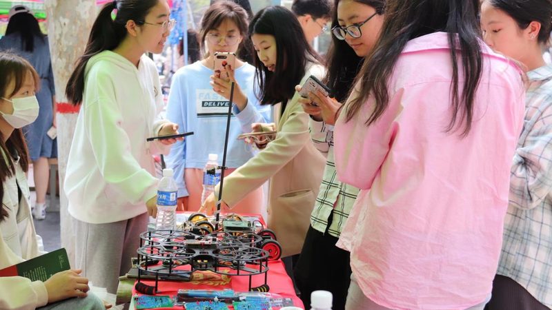 系统架构：数据中台的架构设计直接影响其性能和稳定性，以下架构参数需重点关注：
